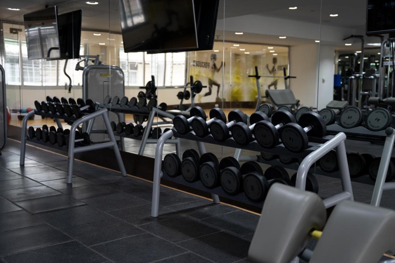더 블러바드 아르잔 바이 로타나 암만 외부 사진 The gym at the University of Westminster